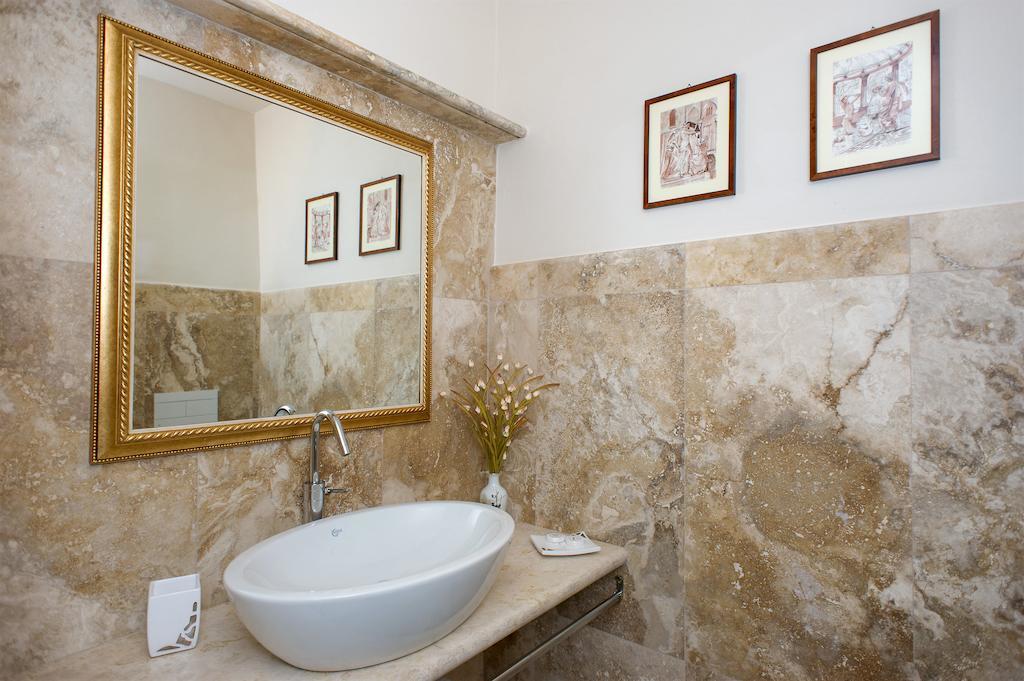 Double or Twin Room,169914714:JPEG